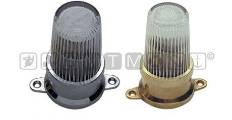 NAVIGACIJSKA LUČ ZA JAMBOR IZ MEDENINE